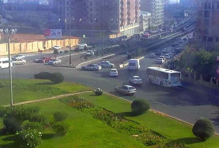 Из-за