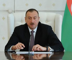 Azərbaycanda hərbçilərin maaşı artırıldı Azərbaycanda hərbçilərin maaşı artırıldı