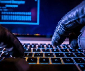 В Баку задержаны подозреваемые во взломе иностранных информационных сетей В Баку задержаны подозреваемые во взломе иностранных информационных сетей