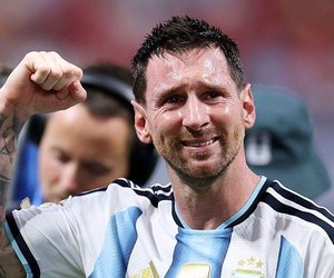 Lionel Messi retires from international football Lionel Messi retires from international football