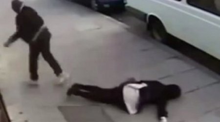 В США набирает моду смертельная игра "Нокаут" или "Выруби белого" -ВИДЕО