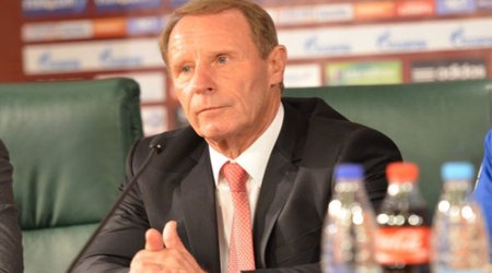 Фогтс заговорил о деньгах