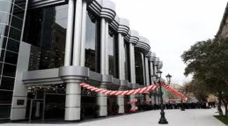Gənc Tamaşaçılar Teatrında “Hasarın o üzü” tamaşası
