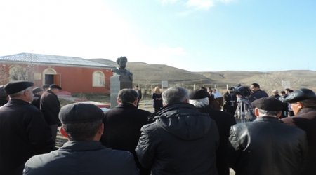 Mikayıl Müşfiqin xatirəsi anıldı