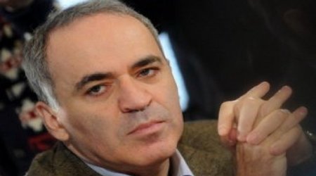 Гарри Каспаров выразил соболезнования друзьям и семье Гашимова