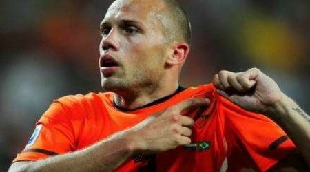 Qalatasaray hollandiyalı ulduzu transfer edir