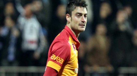 "Qalatasaray"da daha bir ayrılıq