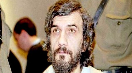 Pamuk həbsdəki islamçıya dəstək oldu
