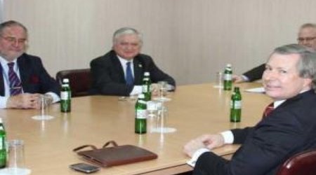 Армения стремится к миру?