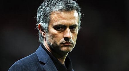 Mourinyo "Real"ın futbolçusunu istəyir