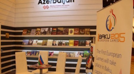 Azərbaycan kitabları Londonda - FOTO