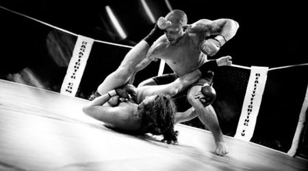 Грандиозный турнир по MMA в Баку - ВИДЕО