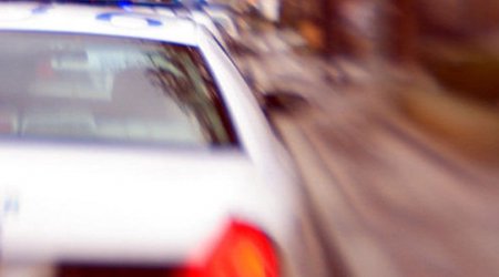 Azərbaycanda daha bir polis biabır oldu - VİDEO