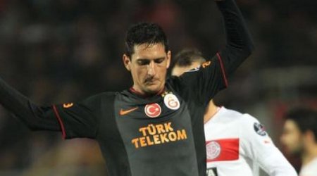 "Qalatasaray"dan ayrılacaq ilk futbolçu məlum oldu