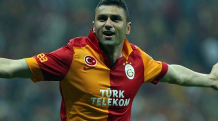 Burak Yılmaz "Qalatasaray"ın təklifini rədd etdi