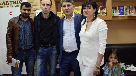 Zahir Əzəmətin "Balaca adamı" oxucularla görüşdü - FOTOLAR