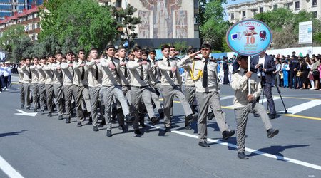 Sumqayıtda hərbi parad keçirildi - FOTOLAR