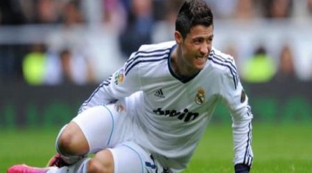 Ronaldo yenə zədələndi