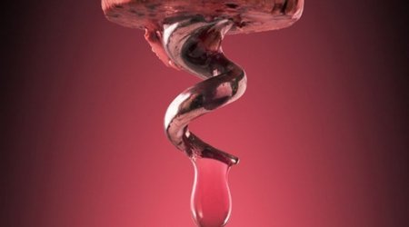 Red wine health benefits 'overhyped'