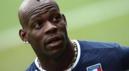 Balotelli: "İngiltərə bizim üçün güclü rəqib deyil"