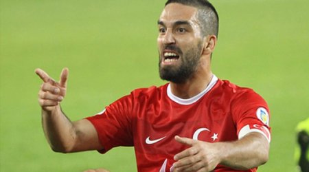 Arda Turan millidən çıxarıldı