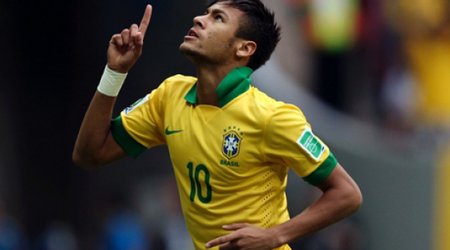 Neymar Peleni geridə qoydu