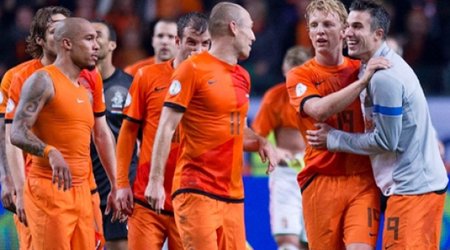 Dünya Çempionatında ŞOK - futbolçularda dopinq tapıldı