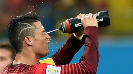 Why does Cristiano Ronaldo have zigzag hair?