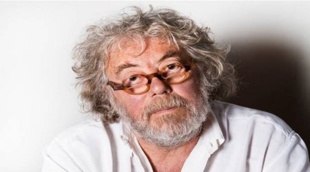 Publisher and poet, Felix Dennis, has died of cancer aged 67