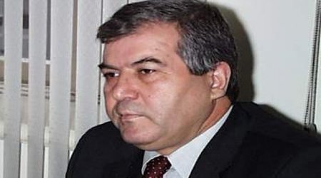 ""Әdəbiyyat" dərsliklərinin dili bərbad gündədir"