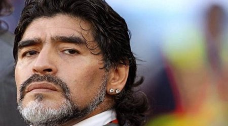 Марадона встал на защиту Суареса