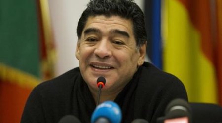Maradona: "Argentina potensialından aşağı oynayır"
