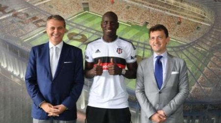 Ulduz futbolçu rəsmən "Beşiktaş"da