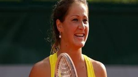 Jovanovski advances in Azerbaijan