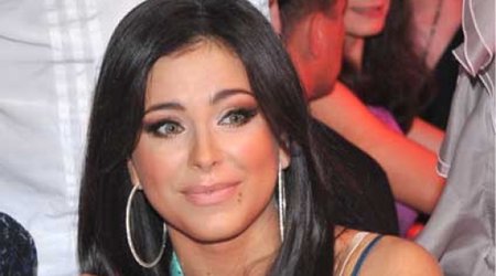Müğənninin Bakı konserti ukraynalıların qınağında