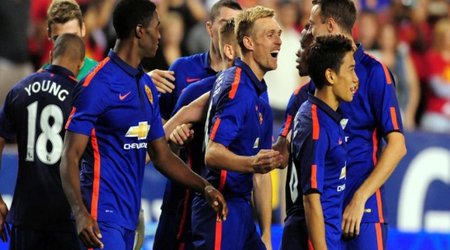 Manchester United down Inter on penalties