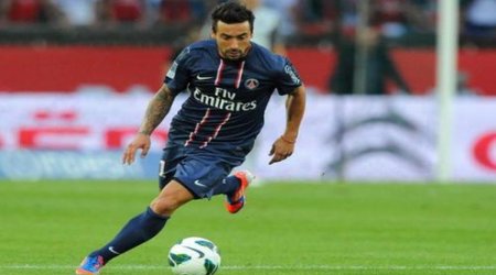 Lavezzi PSJ-ni "Yuventus"a dəyişir