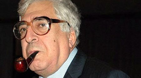 Anar İsa Qəmbər və Pənah Hüseyndən kitab yazıb