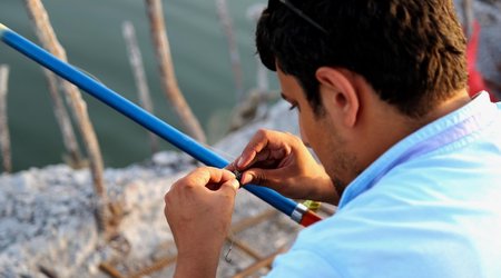 Fishermen on Baku Boulevard - PHOTO