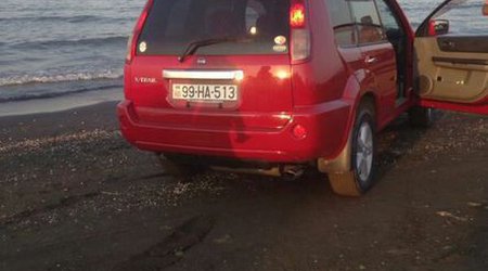 14 yaşlı “avtoş qız” Nabranda tüğyan edib - FOTO