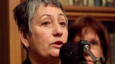 Məşhur rus yazıçı: “Öz xalqıma görə xəcalət çəkirəm”