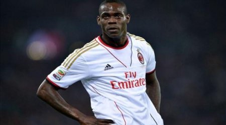 "İtaliyaya qayıtmaq yanlış qərar idi" - Balotelli