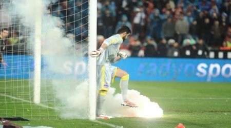 "Fənərbaxça" - "Qalatasaray" oyununda gərginlik