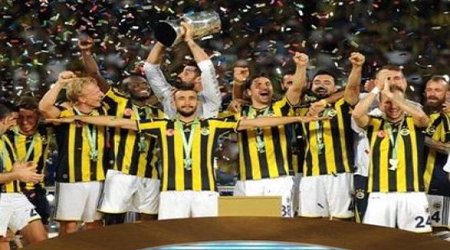 Türkiyə superkubokunu "Fənərbaxça" qazandı