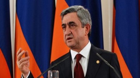 Sarkisyan başını itirib - VİDEO