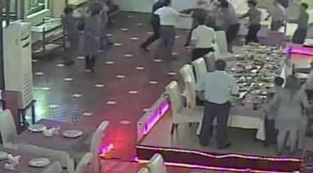“Oazis”dəki dəhşətli davanın yayımlanmamış kadrları - VİDEO