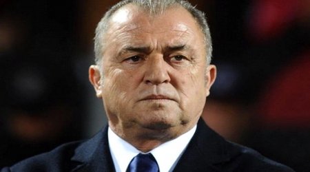 Türkiyə məğlub oldu: Fatih Terim üzr istədi - VİDEO