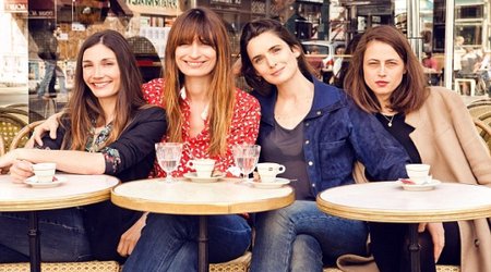 The new rules of being a Parisian revealed - VIDEO