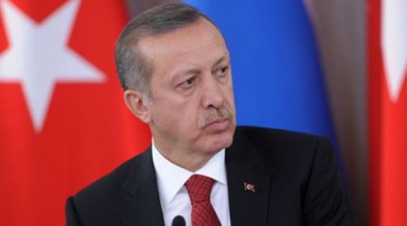 Ərdoğan yazıçıları satın alır?