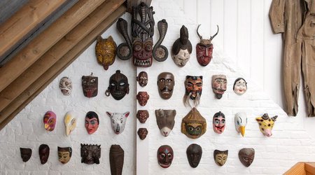 Barbican puts artists' personal collections on show - PHOTO